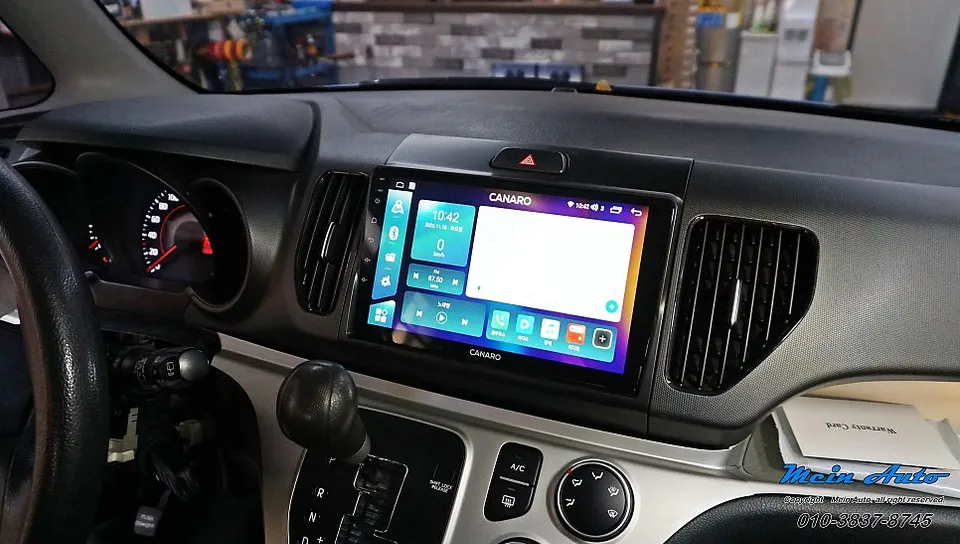 BMW 7 SeriesのAndroid Auto・CarPlay取付事例 施工写真 4-2