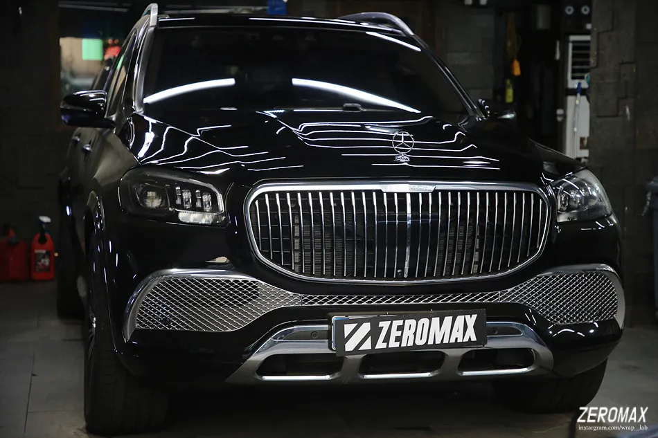 Mercedes-Benz Maybachのカーラッピング事例|費用目安・仕上がり 施工写真 2-1