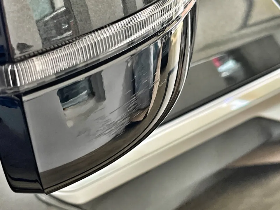 Kia Sorento vinyl wrap - Kia Sorento Hybrid Side Mirror Wrap Review — Scratch Cover photo 3