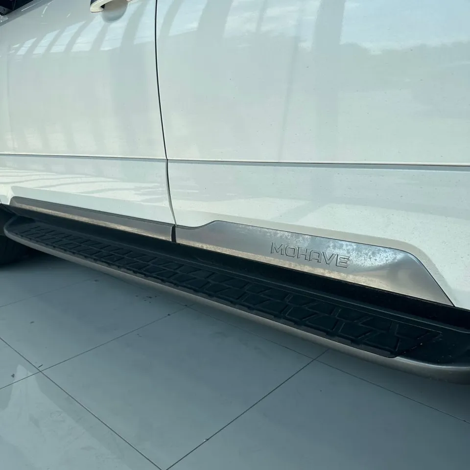 Kia Mohave The Masterのカーラッピング事例 施工写真 4