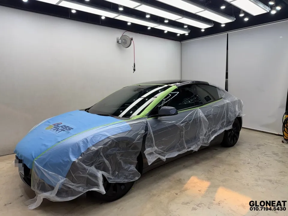 Tesla Model 3のカーフィルム施工事例|費用目安・仕上がり 施工写真 3-1