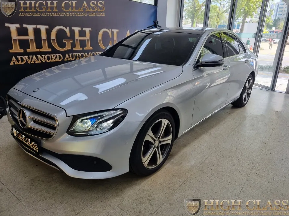 Mercedes-Benz E-Class W213 ambient lighting installation result