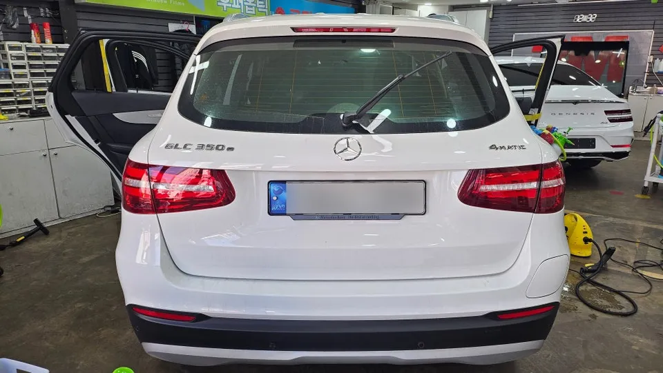 Mercedes-Benz GLCのカーフィルム施工事例｜費用目安・仕上がり 施工写真 2-2
