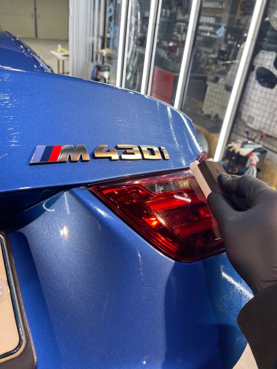 BMW M4のガラスコーティング事例 施工写真 4-2
