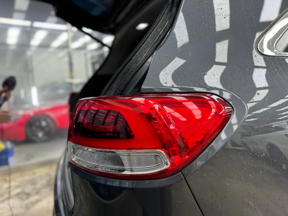 Kia Sorento ppf - Kia Sorento Smoked PPF Review — Enhanced Aesthetics & Protection photo 3