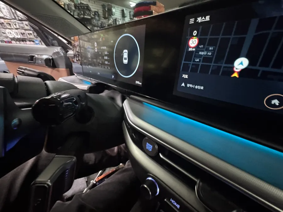 Hyundai Grandeur GN7 ambient lighting - Hyundai Grandeur GN7 Ambient Lighting Review — Enhanced Interior  photo 4