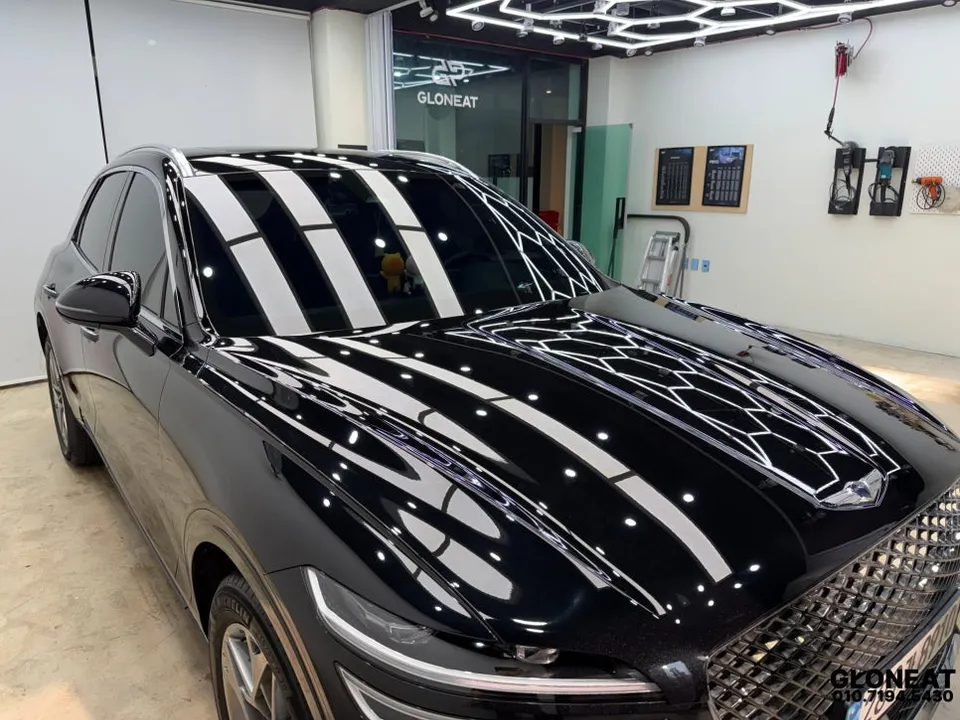 Genesis GV70のガラスコーティング事例｜費用目安・仕上がり 施工写真 2-3