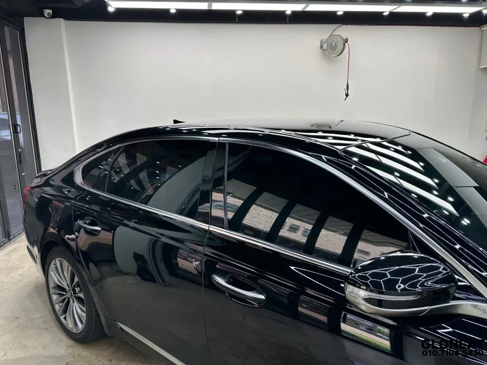 Kia K900のカーフィルム施工事例|費用目安・仕上がり 施工写真 3-2