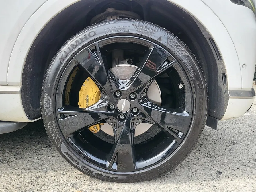 Genesis GV80 wheel repair - Genesis GV80 Wheel Repair & Painting Review photo 5