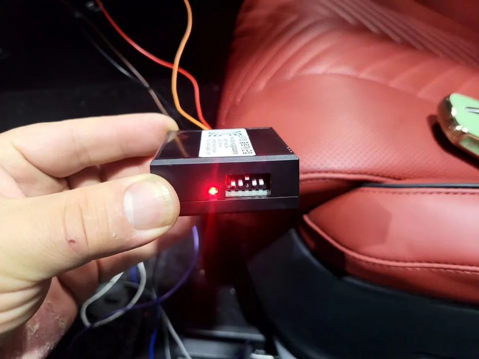 Genesis G80 oem options - Genesis G80 RG3 Smart Proximity Module Review photo 3