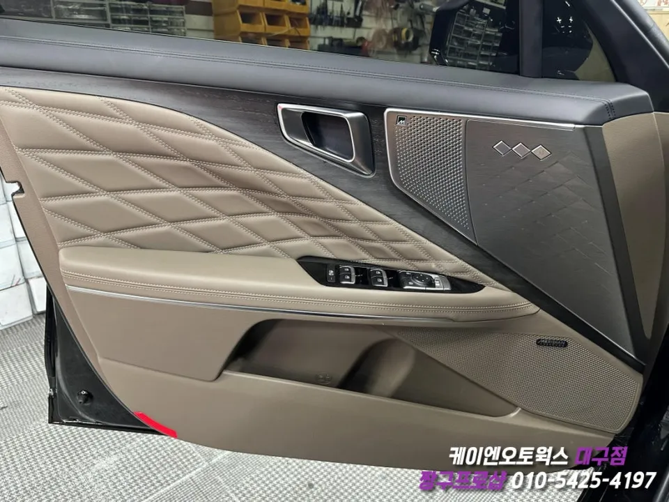 Kia K8 ambient lighting - Kia K8 Ambient Lighting Upgrade: Enhanced Interior LED Mood photo 3