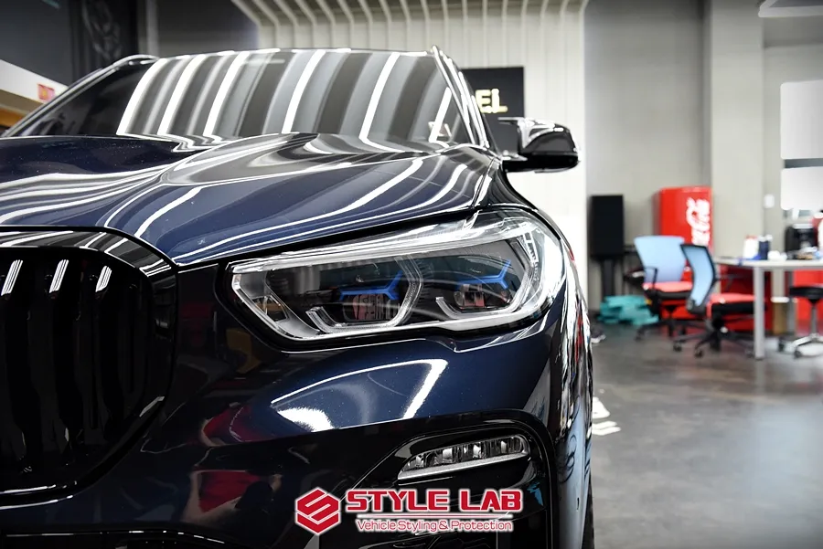 BMW X5 G05のカーラッピング事例｜費用目安・仕上がり 施工写真 1-3