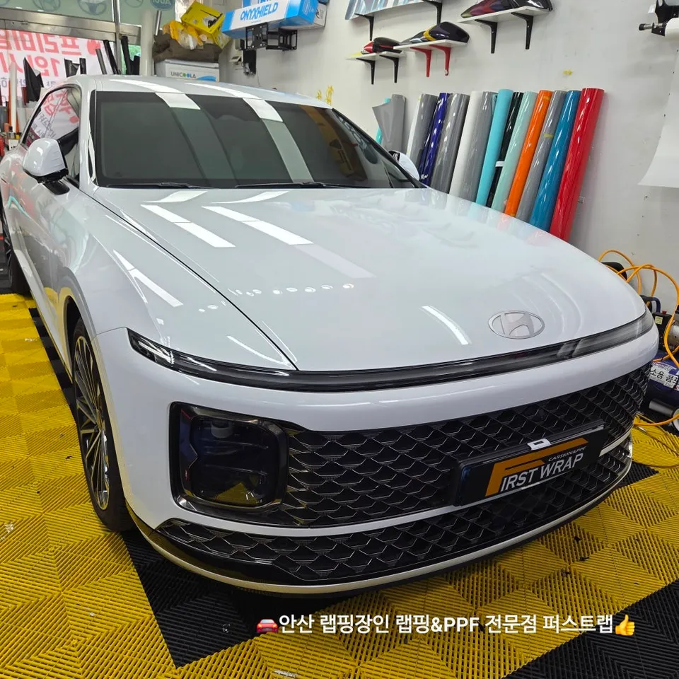 Hyundai Grandeur GN7のカーラッピング事例|費用目安・仕上がり 施工写真 1-1