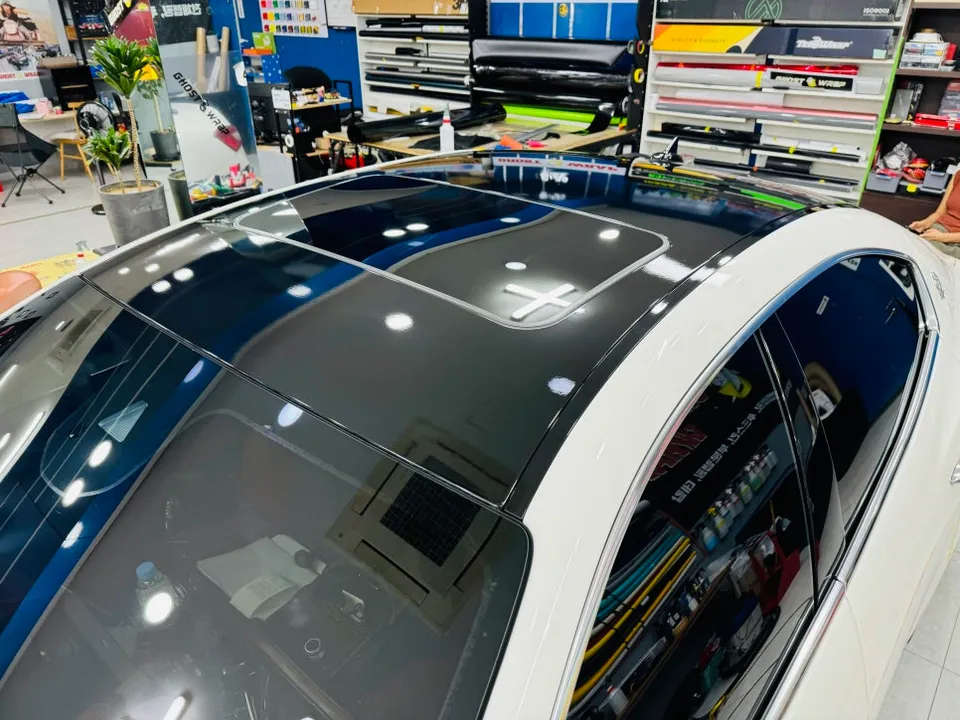 Maserati Ghibliのカーラッピング事例|費用目安・仕上がり 施工写真 2-3
