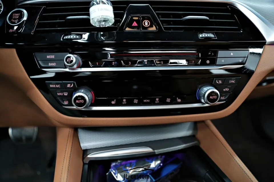 BMW 5 Series seat ventilation - BMW 5 Series Seat Climate Upgrade Review photo 5