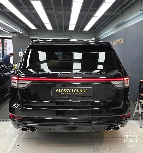 Lincoln Aviatorのカーラッピング事例|費用目安・仕上がり 施工写真 2-3