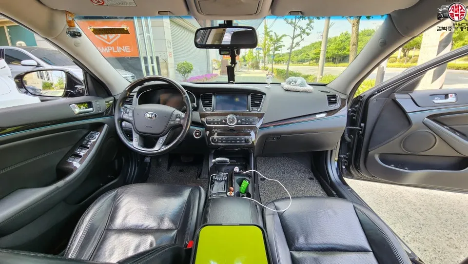 Kia K7 YG seat ventilation - Kia K7 YG Seat Climate Upgrade Review photo 4