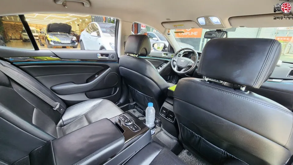 Kia K7 YG seat ventilation - Kia K7 YG Seat Climate Upgrade Review photo 5