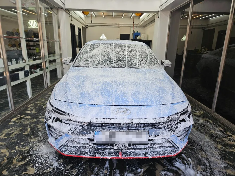 Hyundai Elantra Nのガラスコーティング事例|費用目安・仕上がり 施工写真 2-3