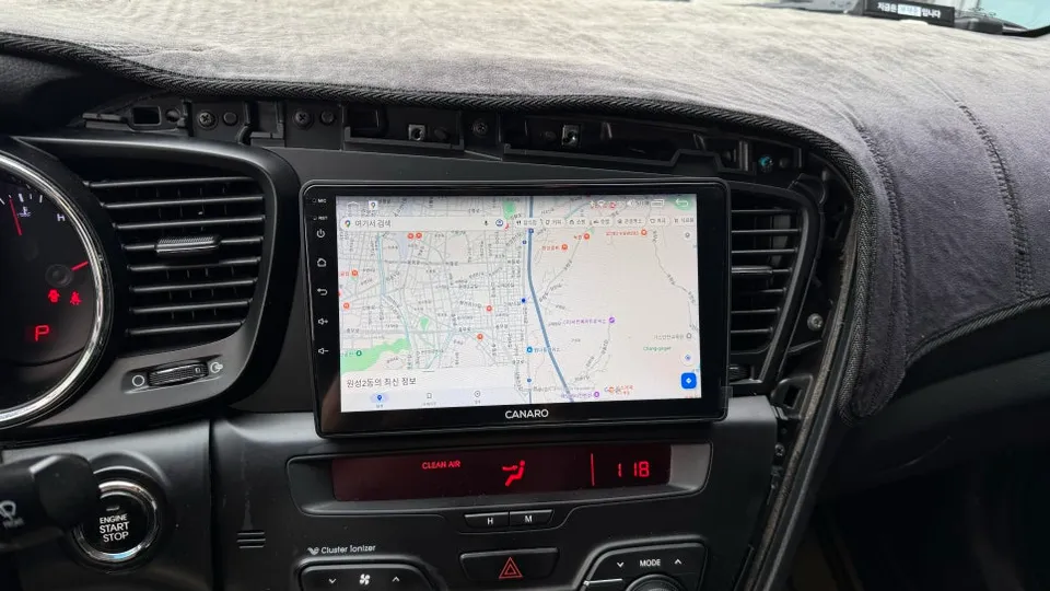 Kia K5のAndroid Auto・CarPlay取付事例 施工写真 3-2