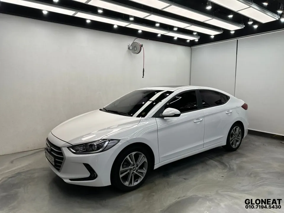 Hyundai Elantra ADのカーフィルム施工事例｜費用目安・仕上がり 写真