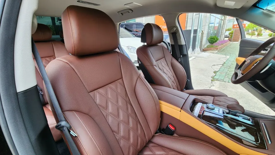 Kia K900 seat ventilation - Kia K900 Seat Climate Upgrade Review photo 3