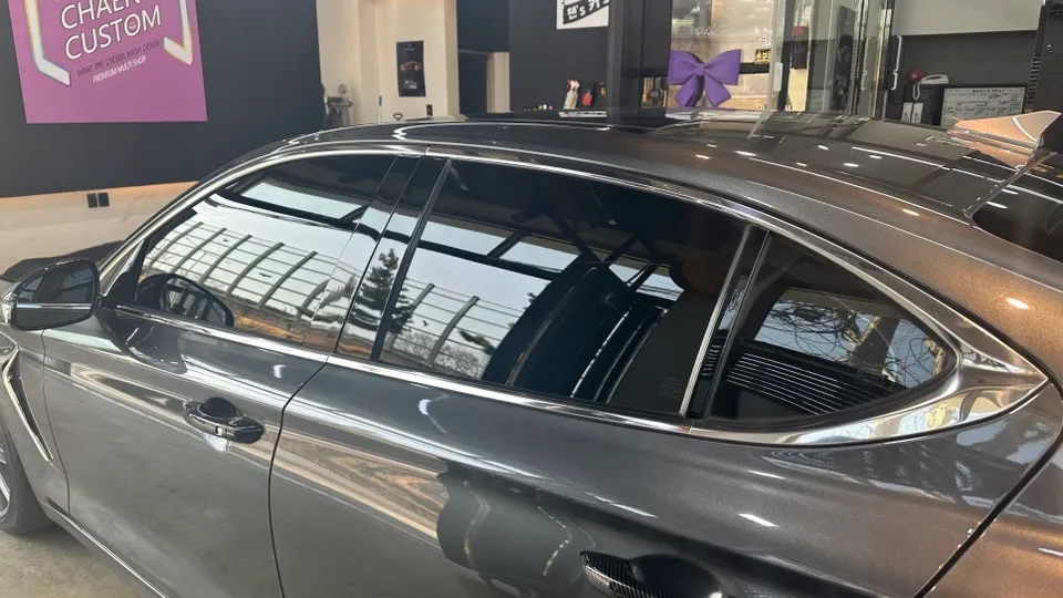 Genesis G70 vinyl wrap installation result