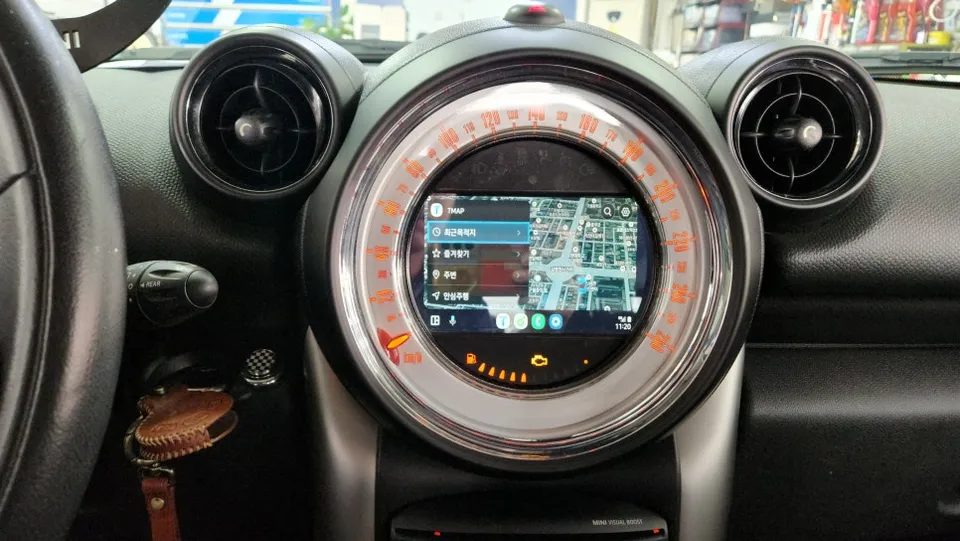 MINI Countryman R60のカーオーディオ施工事例 施工写真 4-2