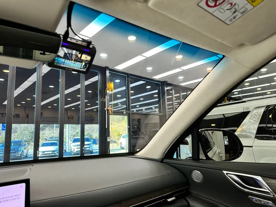 Genesis GV80 カーフィルム施工事例|費用目安と仕上がり 施工写真 3-3