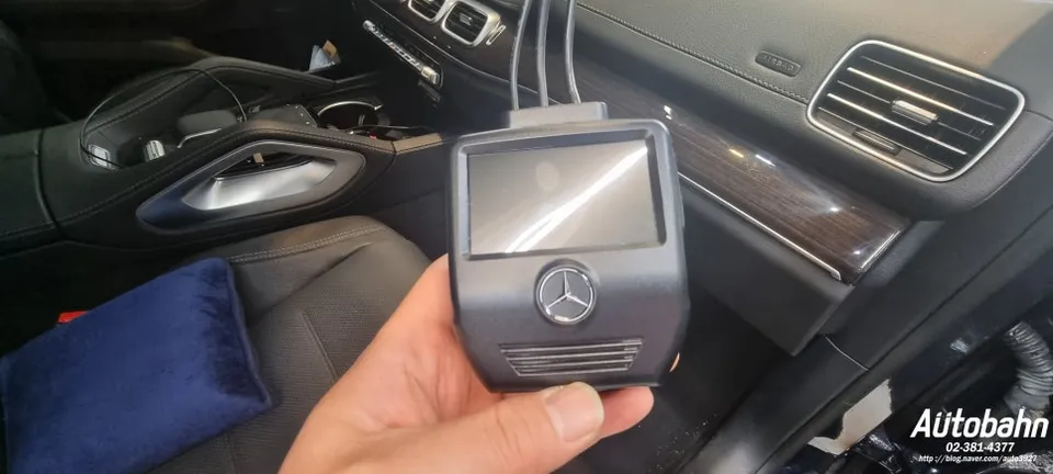 Mercedes-Benz GLE Dash Cam Installation Review — Cost & Results photo 4