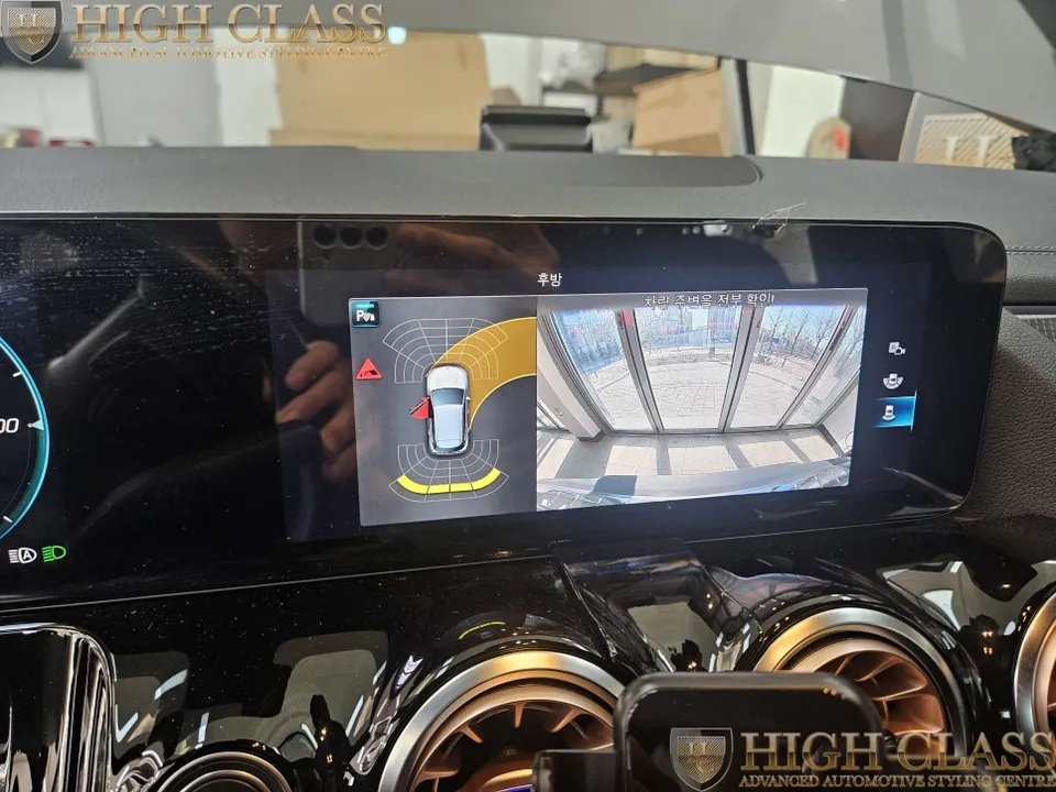 Mercedes-Benz EQA surround view camera - Mercedes-Benz EQA Surround View Camera Review: Cost & Results photo 4