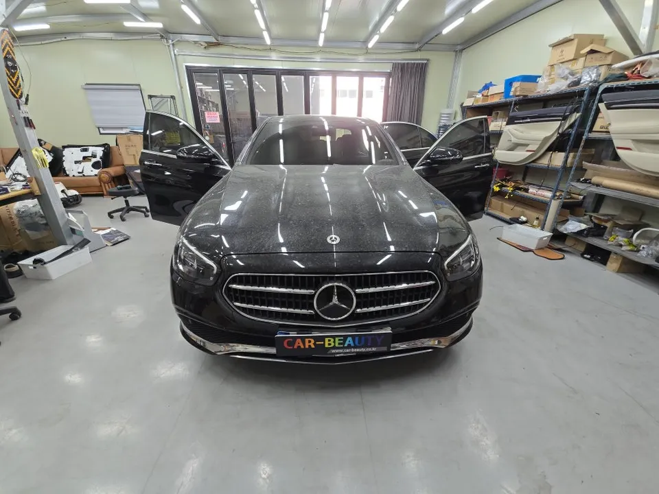 Mercedes-Benz E-Class W213 Ambient Lighting Review — Enhanced Int