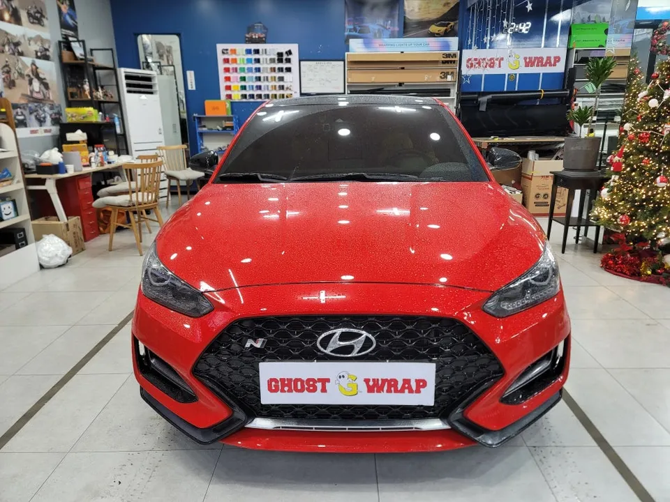 Hyundai Veloster Nのカーラッピング事例｜費用目安・仕上がり 写真