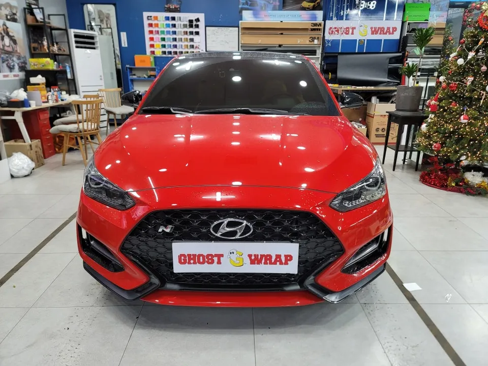 Hyundai Veloster Nのカーラッピング事例｜費用目安・仕上がり 施工写真 2-2