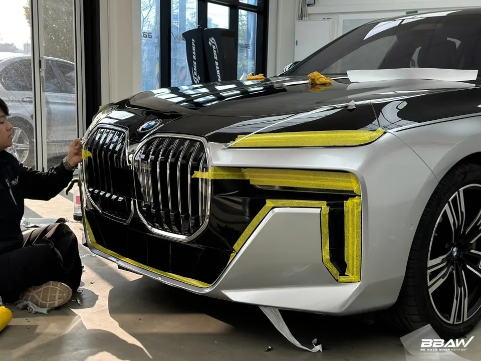 BMW 7 Seriesのカーラッピング事例｜費用目安・仕上がり 施工写真 2-3