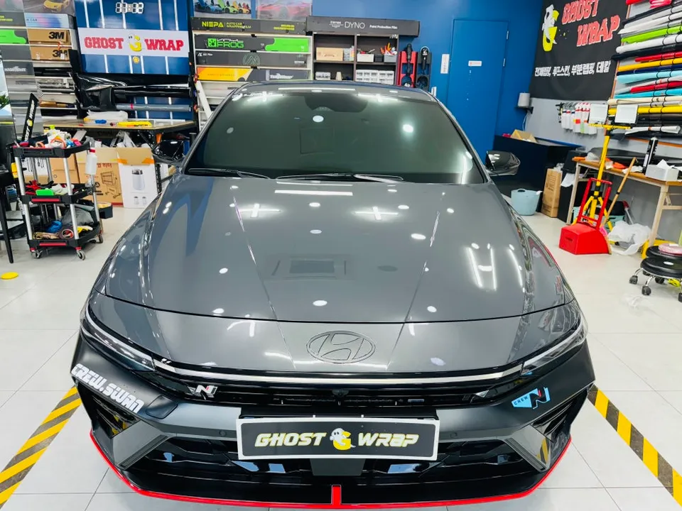Hyundai Elantra Nのカーラッピング事例|費用目安・仕上がり 施工写真 3-1