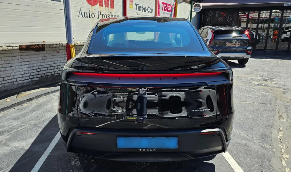 Tesla Model Y window tinting - Tesla Model Y Window Tinting Review — Same-Day Service photo 4