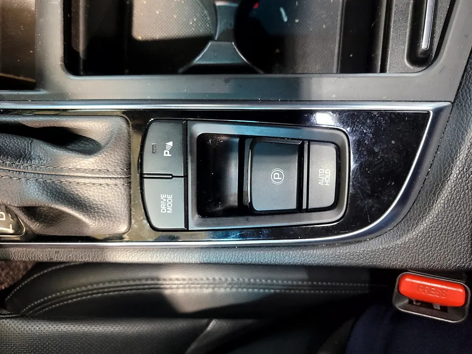 Hyundai Sonata suspension upgrade - Hyundai Sonata Brake Upgrade & Suspension Review photo 3