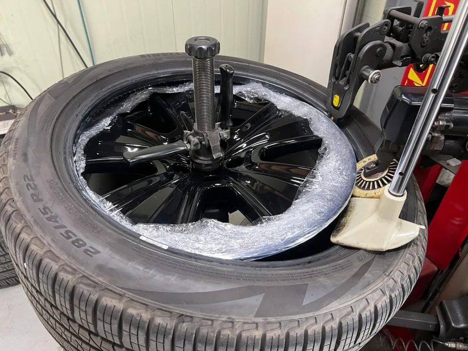 Land Rover Range Rover Vogue Wheel Repair Review — Cost photo 18