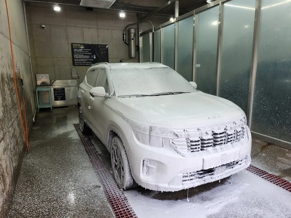 Kia SorentoのPPF施工事例|費用目安と仕上がり 施工写真 3-1