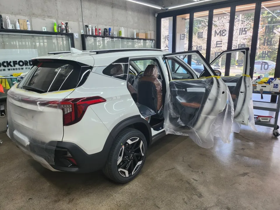 Kia SorentoのPPF施工事例|費用目安と仕上がり 施工写真 1-3