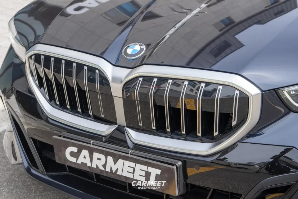 BMW 5 Series G60 カーラッピング事例|費用目安・仕上がり 施工写真 4-1