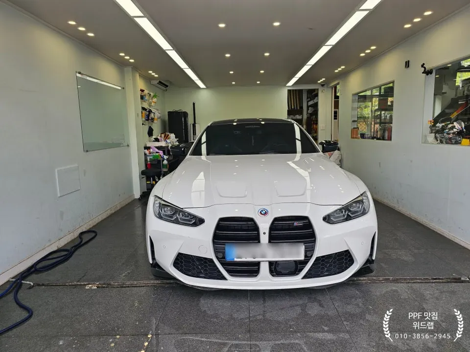 BMW M4のPPF施工事例 写真