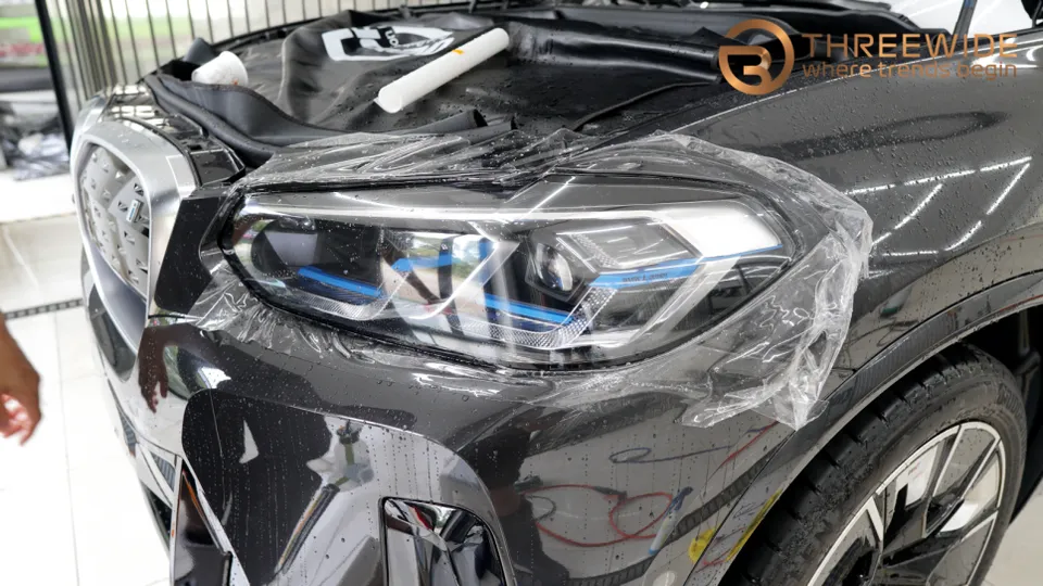 BMW iXのPPF施工事例|費用目安と仕上がり 施工写真 1-2