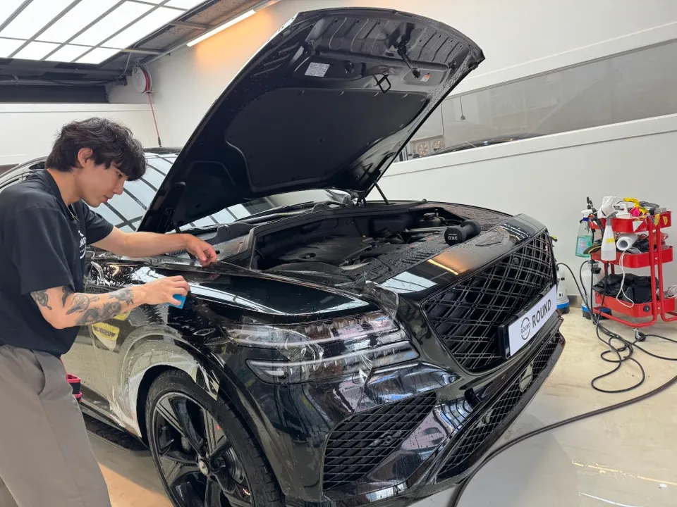 Genesis GV80 PPF施工事例|費用目安と仕上がり 施工写真 2-3