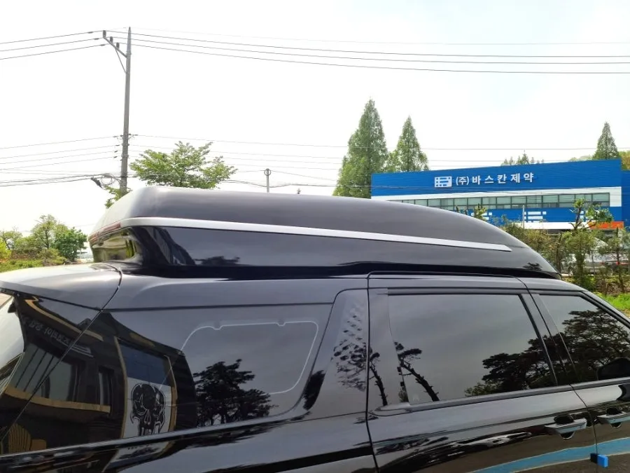Kia Carnival PPF施工事例:クローム除去とライトスモーク 施工写真 2-1