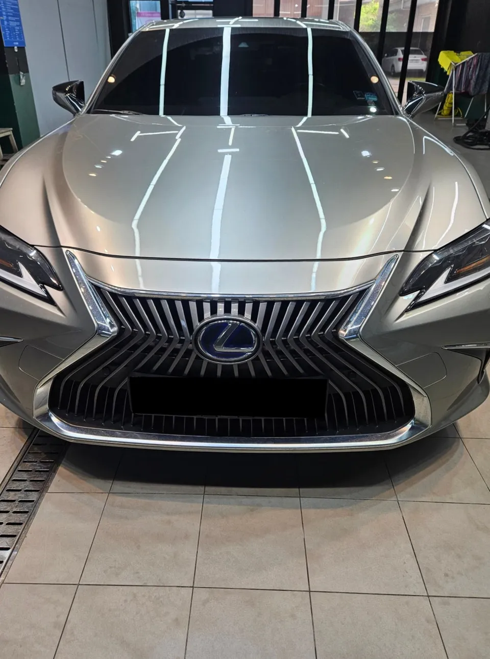 Lexus ES Interior Customization Review — Enhanced Comfort photo 1