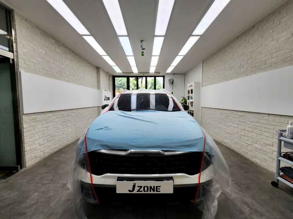 Kia Sportageのカーフィルム施工事例|費用目安・仕上がり 施工写真 2-1