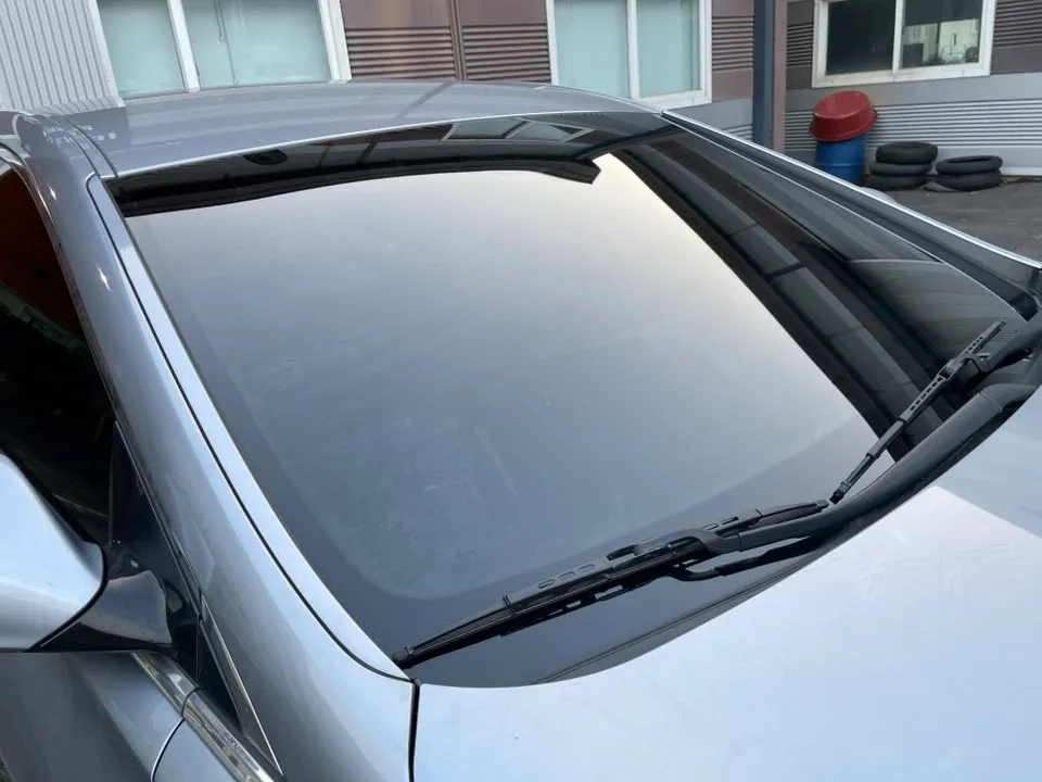 Hyundai Grandeur HGのカーフィルム施工事例｜費用目安・仕上がり 写真
