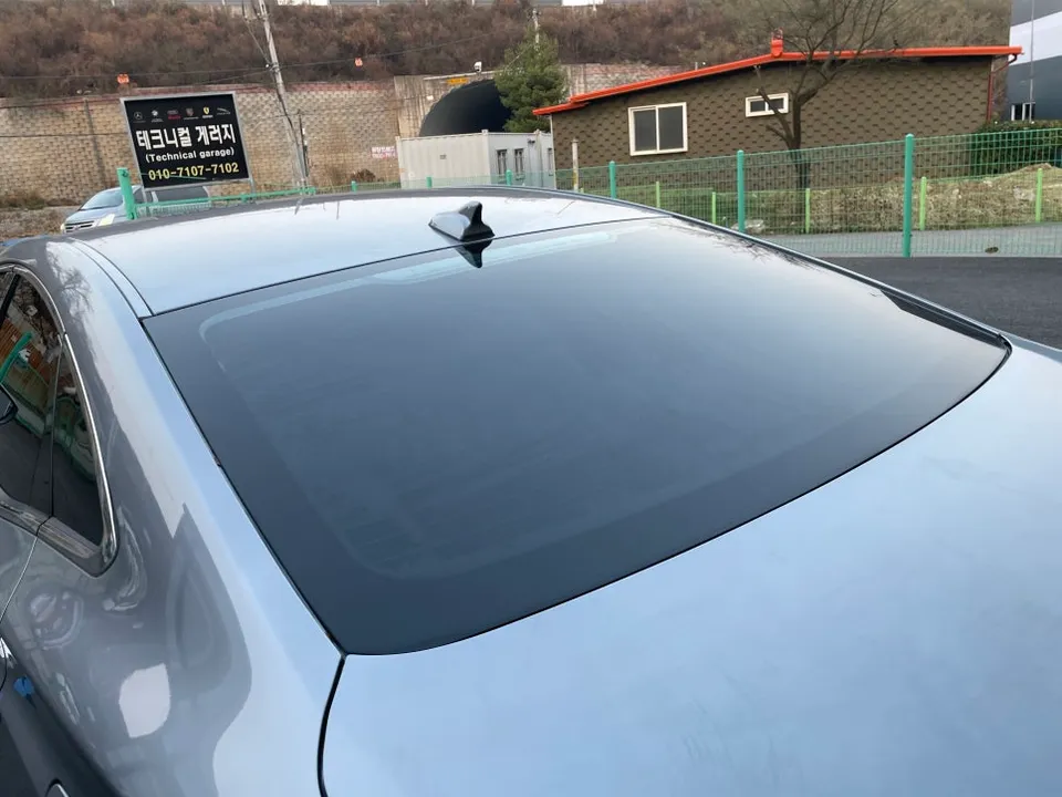 Hyundai Grandeur HGのカーフィルム施工事例｜費用目安・仕上がり 施工写真 2-3